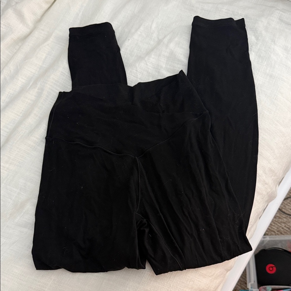 Aeria Black criss cross leggings